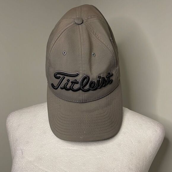 NBA Genuine Merchandise. Titleist. Boston Redsox 2018 World Series. Hat - Picture 1 of 7
